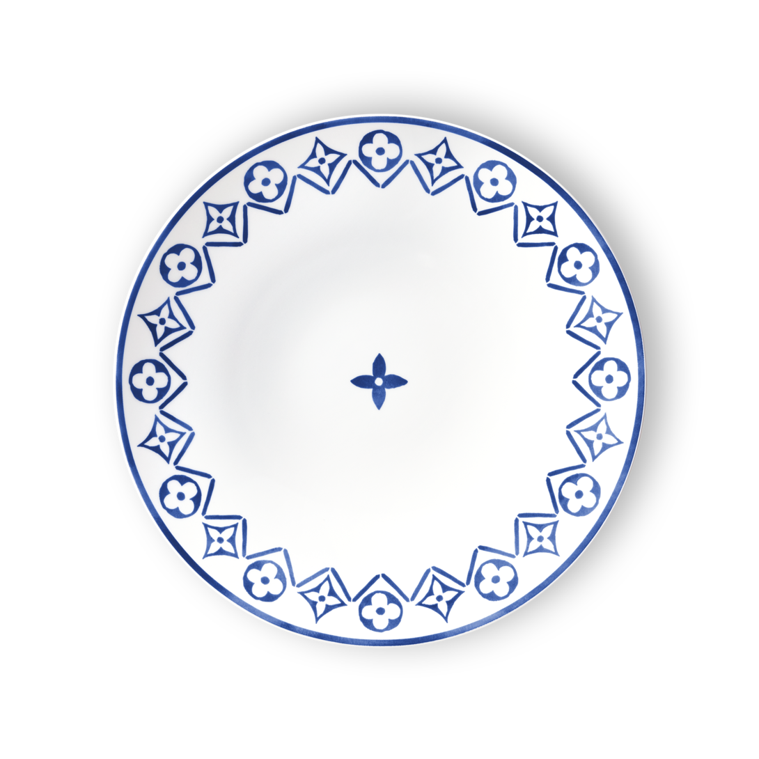 Set Of 2 Dinner Plates Monogram Flower Tile - Trunks, Travel and
